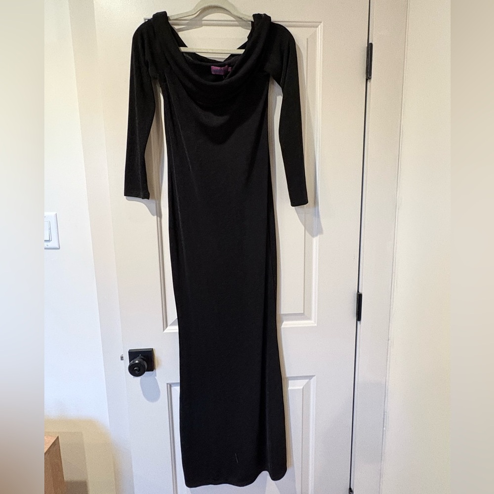 Edikted Black Off Shoulder Maxi Dress Long Sleeve Bodycon Size L NWT - Picture 4 of 7